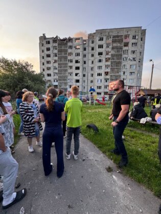 Масована атака на Луцьк: одна людина загинула, п’ятнадцятеро постраждали