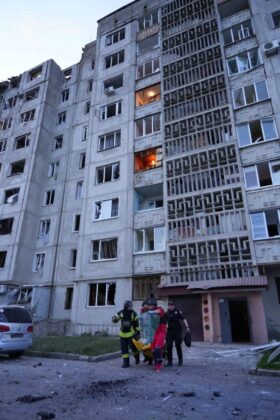 Масована атака на Луцьк: одна людина загинула, п’ятнадцятеро постраждали
