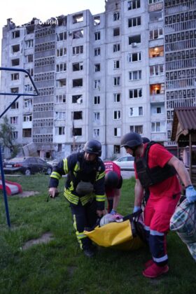 Масована атака на Луцьк: одна людина загинула, п’ятнадцятеро постраждали