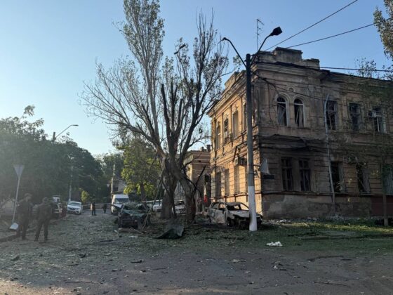 Удар по Одесі: росіяни влили людину, є поранені, руйнування