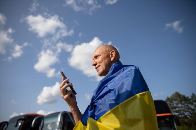 Україна повернула додому тяжкопоранених захисників