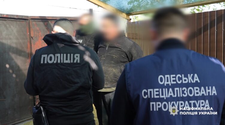 Інспектор ТЦК на Одещині вимагав хабар за "бронь" від мобілізації