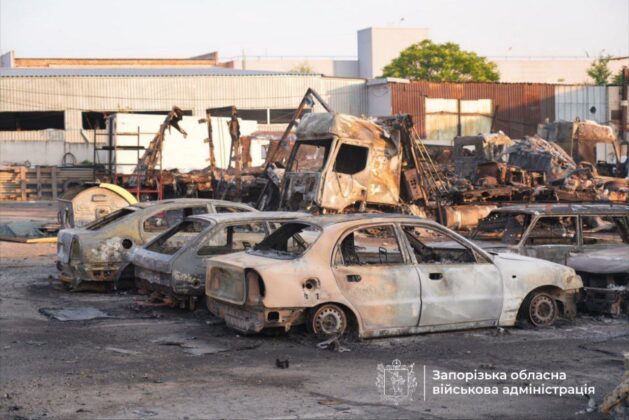 Вибиті вікна, знищені авто: Запоріжжя після атаки БпЛА