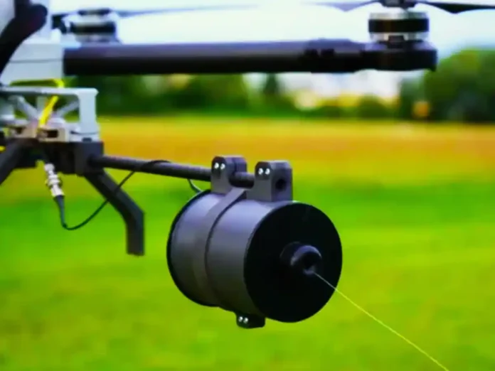 Зеленський скасував мита на оптоволокно для виробництва дронів