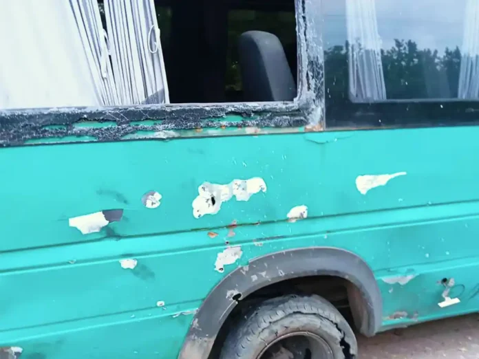 Ворожий дрон атакував транспорт гуманітарної місії