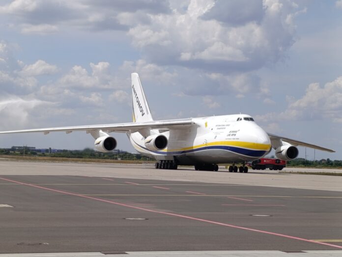 Ан-124 Руслан вилетів з Києва вперше за декілька років війни