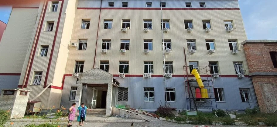 Атака на Чугуїв: зруйнована лікарня, пожежа та поранені