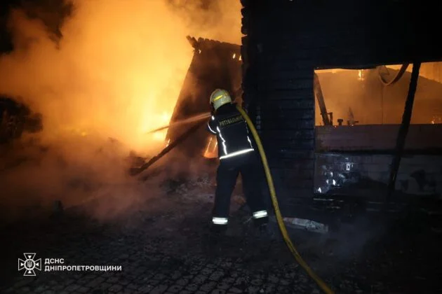 Дніпропетровщину атакували дрони: поранено двох дітей і чоловіка
