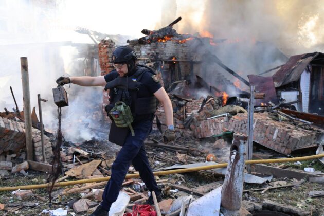 Удар дронів по Полтаві: зруйновано будівлю ТЦК, є загиблі та поранені