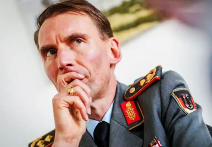 росія готується запускати по Україні до 2000 дронів одночасно
