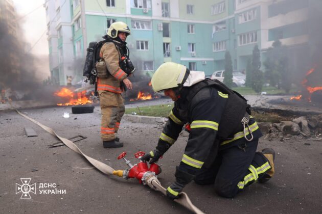 Харків під авіаударом: зруйновані будинки, поранені діти