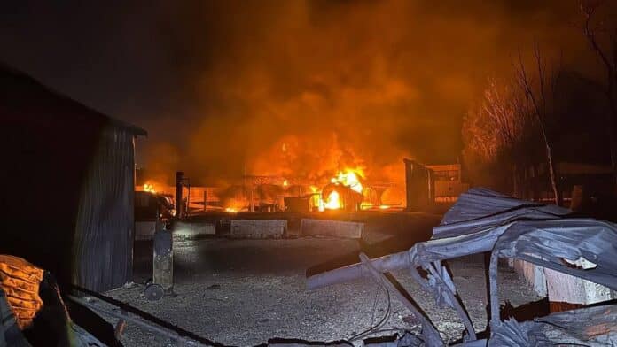 Вибухи у Луганську: палала нафтобаза та об’єкти логістики рф