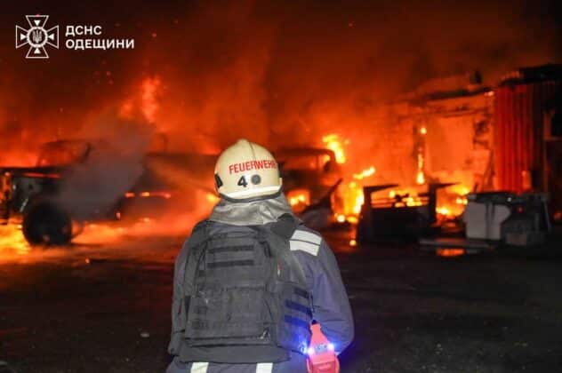 Дрони рф атакували Одесу: є загиблий, масові руйнування