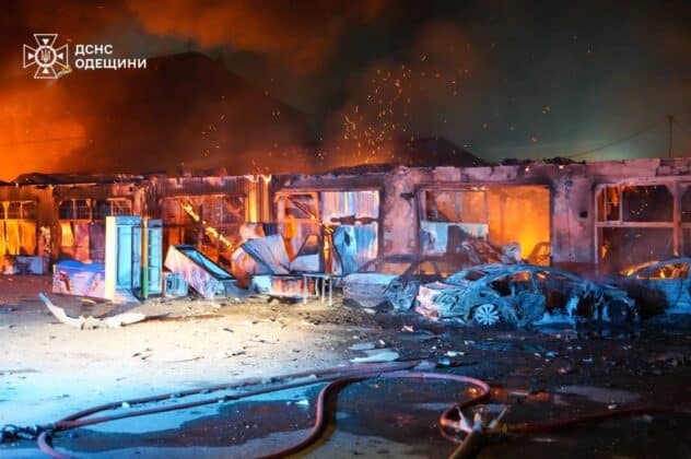 Дрони рф атакували Одесу: є загиблий, масові руйнування