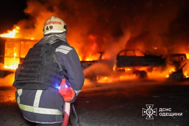 Дрони рф атакували Одесу: є загиблий, масові руйнування