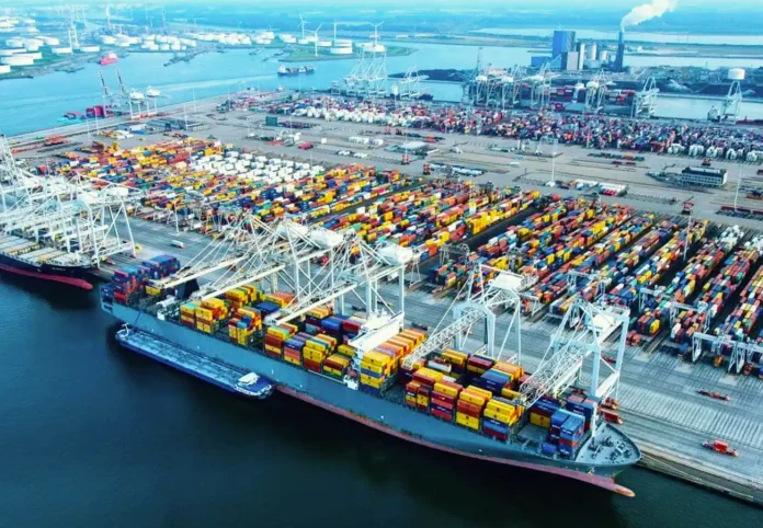 Порт Роттердам готується до війни ЄС з росією