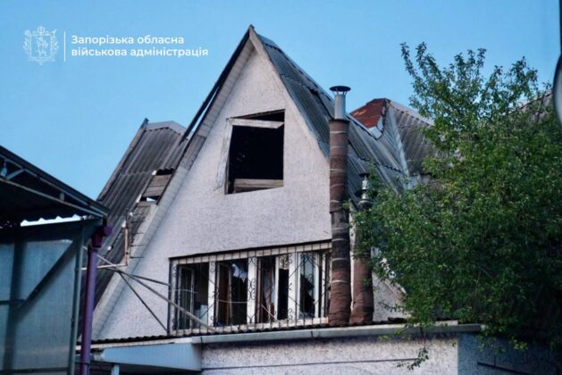 Атака по Запоріжжю: пошкоджене підприємство, понівечені будинки