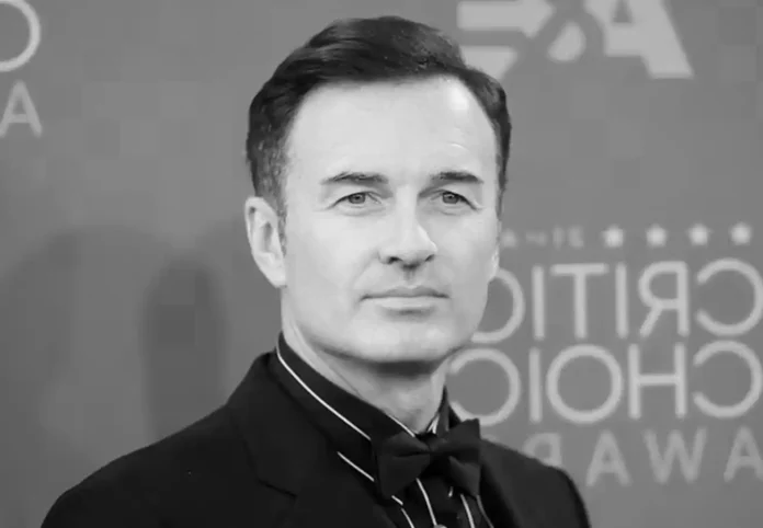 Зірка серіалу «Всі жінки — відьми», Джуліан МакМаґон, помер від раку