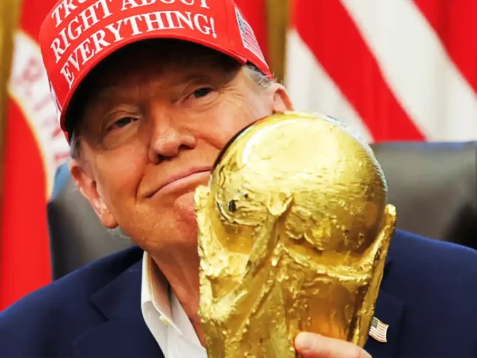 Трамп хотів залишити собі кубок Чемпіонату Світу з футболу