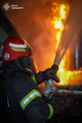 Одещина під атакою: знеструмлено понад 29 тисяч абонентів