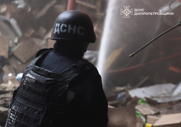 Ворог атакував Дніпро та Нікопольський район: є загиблі та поранені