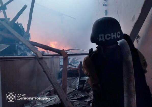 Ворог атакував Дніпро та Нікопольський район: є загиблі та поранені