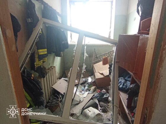 У Добропіллі обстріл рф пошкодив пожежну частину