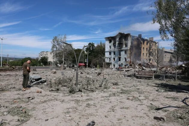 З-під завалів у Краматорську дістали ще двох жертв обстрілу