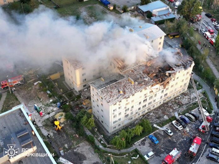 Наслідки атаки на Харків: багато загиблих, серед них півторарічна дитина