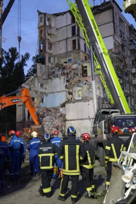 У Києві після ракетного удару знайшли ще тіла: загиблих вже 31