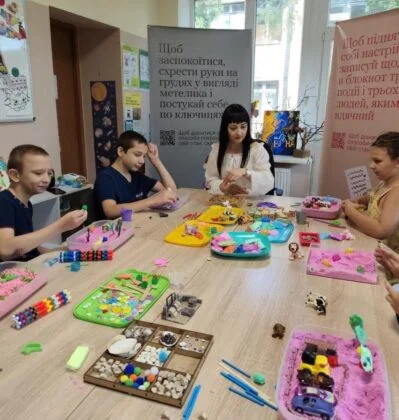 Арттерапія та майстер-класи для ВПО з Луганщини пройшли у Полтаві та Дніпрі