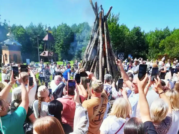 Лемківський фестиваль з Луганщини об’єднався з «Дзвонами Лемківщини» на Тернопільщині