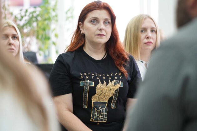 Глава Луганської ОВА зустрівся у Полтаві з родинами полеглих воїнів Луганщини