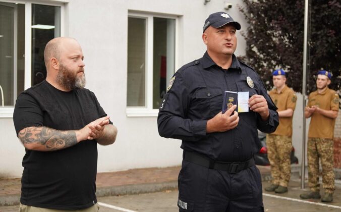 Прапор України для Луганщини: символ віри, незламності та шани полеглим