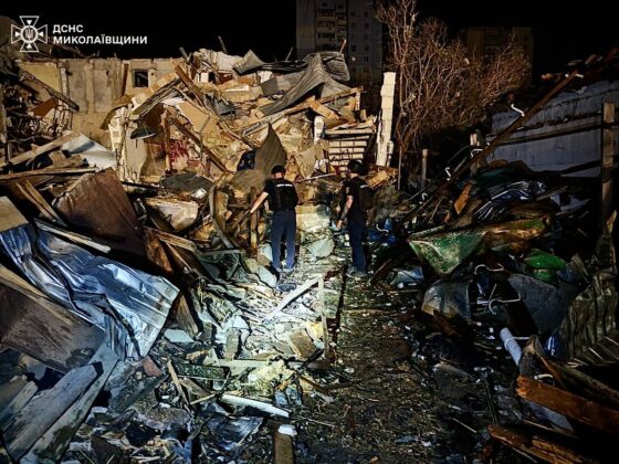 Удар по Миколаєву: вогонь, руйнування та поранені цивільні