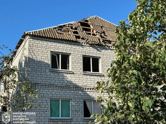 Удар по Миколаєву: вогонь, руйнування та поранені цивільні
