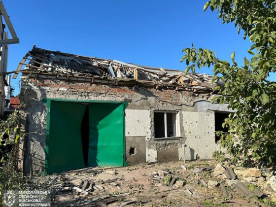 Удар по Миколаєву: вогонь, руйнування та поранені цивільні