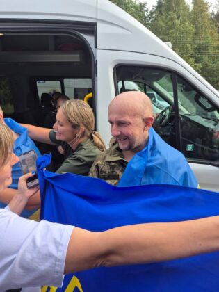 Україна провела обмін полоненими: визволено військових та цивільних