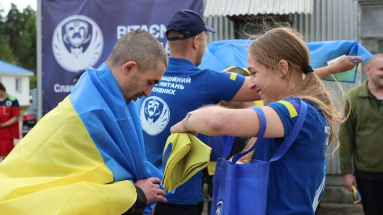 Україна провела обмін полоненими: визволено військових та цивільних