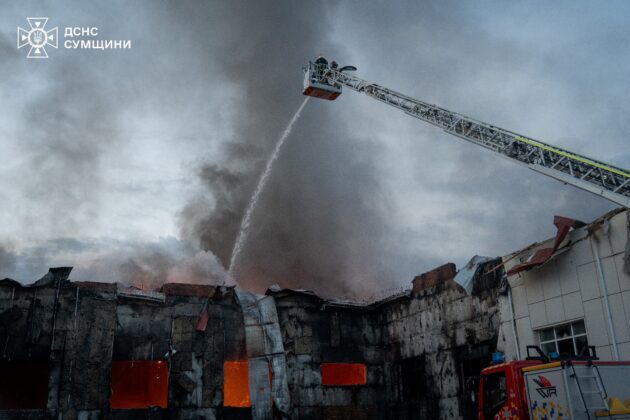 рф вдарила ракетами та дронами по Сумщині: багато руйнувань