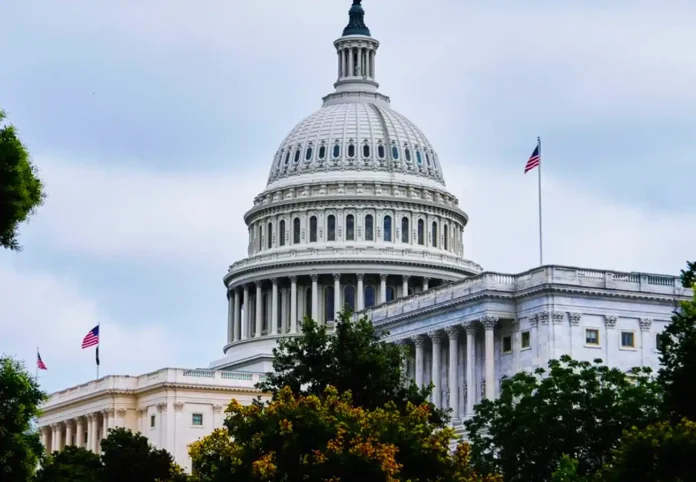 Комітет Сенату США погодив військову допомогу Україні на $1 млрд