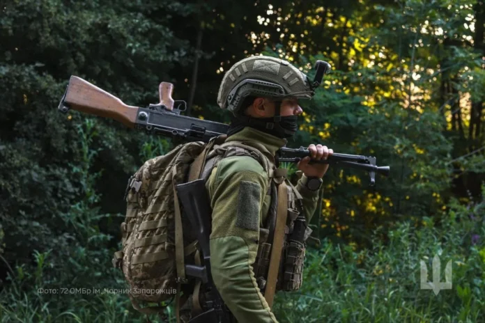 Від початку доби на фронті зафіксували 124 бої: найактивніше ворог атакує на Покровському напрямку