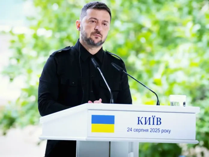 Зеленський: Україна використовує свою зброю для ударів по рф