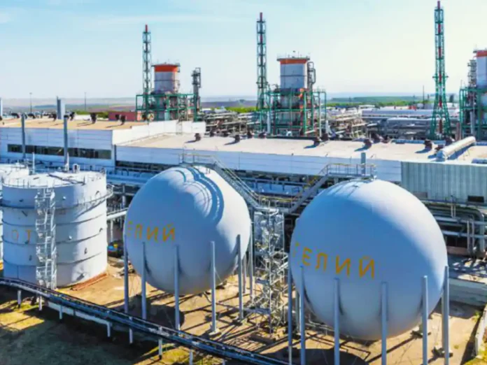 Дрони України атакували Оренбурзький гелієвий завод на росії