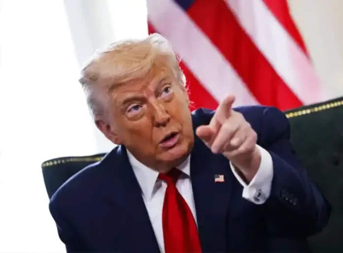 Трамп назвав медведєва тупим і пригрозив росії