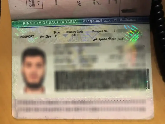Львів’янин намагався втекти з України із «паспортом» Саудівської Аравії