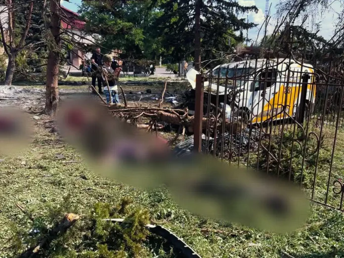 Авіаудар рф по Яровій: росіяни вбили щонайменше 21 людину