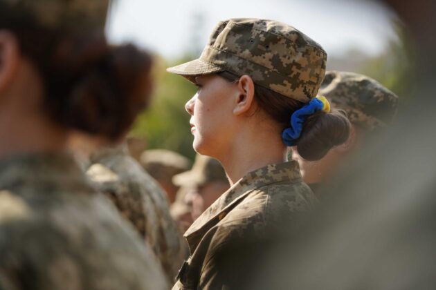 Луганський військовий ліцей відзначив День знань: першокурсники отримали свої перші погони