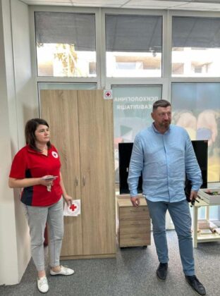 У Дніпрі відкрили новий «Кабінет турботи про ветерана» - Луганська ОВА