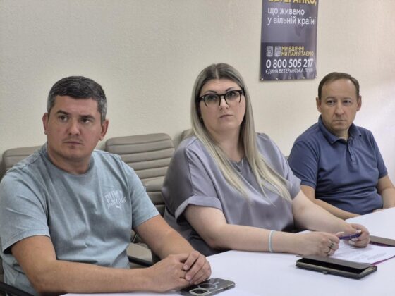 Олексій Харченко зустрівся з родинами військових у Києві